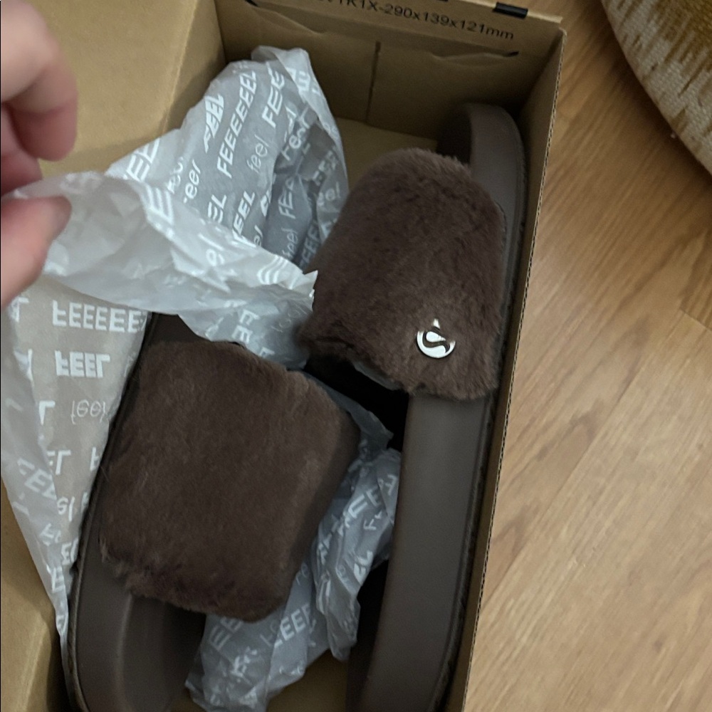Brown Fuzzy Slide Sandals lululemon - Picture 8 of 10
